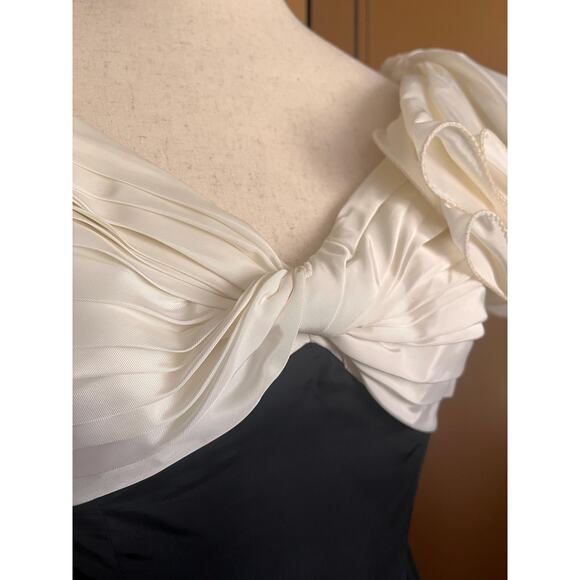 Vintage cocktail dress in black and white, size M - Picture 4 of 9